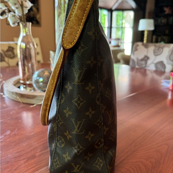 Louis Vuitton Looping - Picture 9 of 9